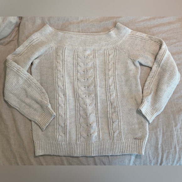 Abercrombie & Fitch Sweaters - ABERCROMBIE AND FITCH off the shoulder cable knit sweater -XL